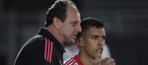 Rogério Ceni está pressionado no Tricolor (Rubens Chiri/saopaulofc.net)