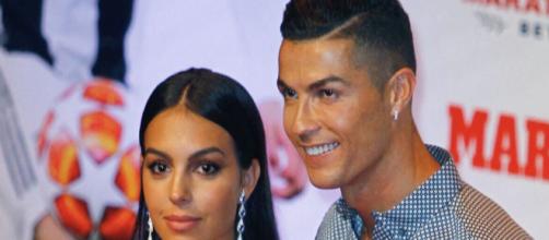 Cristiano Ronaldo et sa femme s'offre une virée à Madrid. Source : Capture Twitter