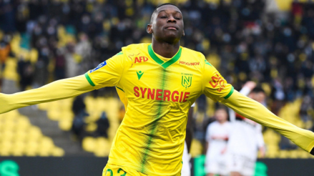 FC Nantes : (vidéo) L'Eintracht Francfort officialise l'arrivée de ... - tribunenantaise.fr
