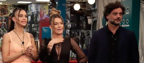 GFVip, Sophie a Jessica: 'Non pregare mai nessuno di far parte della tua vita'.