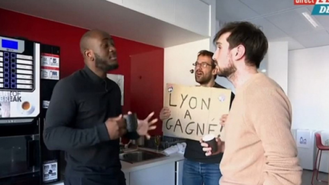 Pierre Antoine Damecour et sa folle parodie sur l'Olympique Lyonnais. Source : Capture Twitter