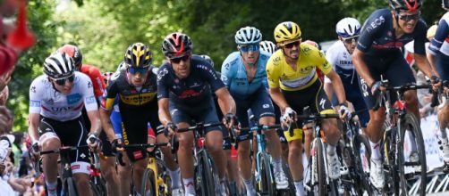 Ciclismo: Netflix lavora a un documentario sul Tour de France, l'UAE team dice no.