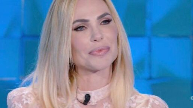 Ilary Blasi rompe il silenzio su Totti.