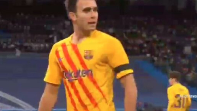 Eric Garcia n'a pas hésité à dire des mots forts à Vinicius en plein Clasico. (crédit Twitter)