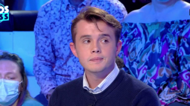 Stanislas Rigault foudroie Marco Mouly sur le plateau de TPMP. Source : capture d’écran C8.
