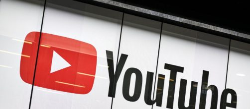 YouTube diz que irá remover vídeos com fake news sobre eleições no Brasil (Reprodução))