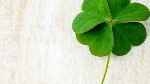 Oroscopo e classifica di aprile 2022 per la fortuna: segni di acqua e terra al ‘top’