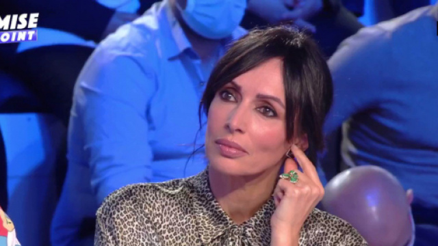 Géraldine Maillet, la femme de Daniel Riolo sur le plateau de TPMP. Source : capture d’écran C8.