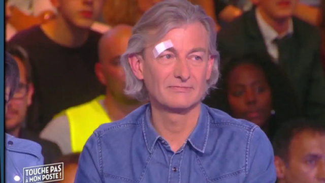 Gilles Verdez fait le buzz sur le plateau de TPMP. Source : capture d’écran C8.