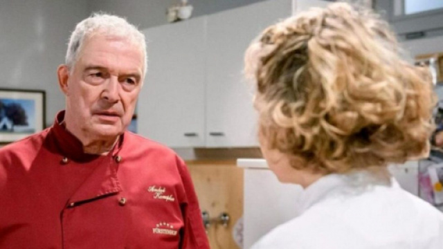 Tempesta d'amore, trame tedesche: Andr&eacute; apprende che Bettina &egrave; una truffatrice.