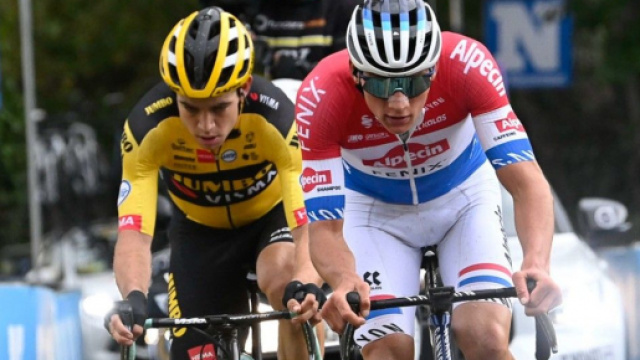 Wout van Aert e Mathieu Van der Poel, la loro rivalità accende il mese di aprile nel ciclismo
