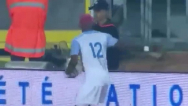 Maroc - RDC : Mukoko Amale tout proche de mettre une gifle au ramasseur de balle (capture YouTube)