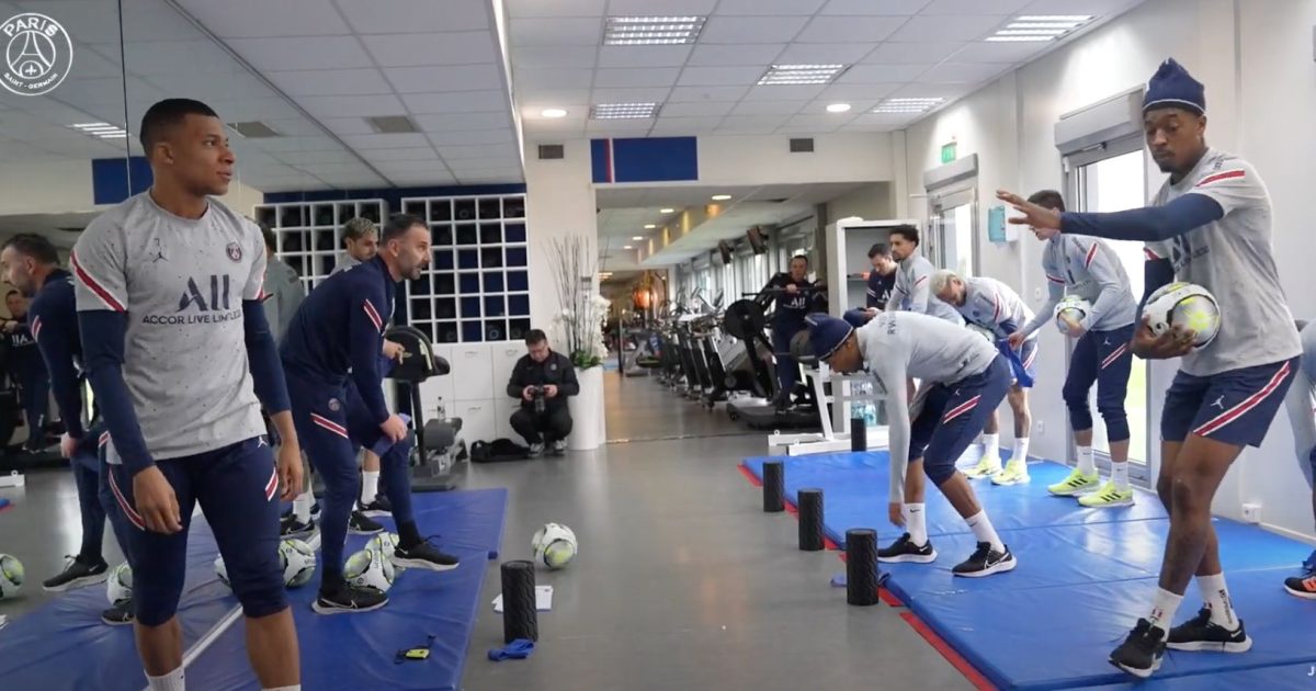 Kylian Mbappé agacé par une mauvaise blague de Kimpembe à l'entrainement  (vidéo)