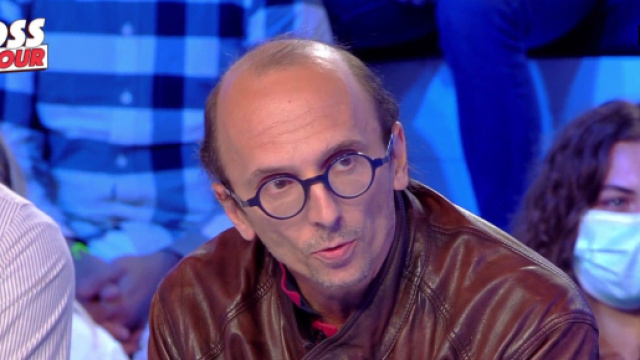 Fabrice Di Vizio très en colère sur le plateau de TPMP. Source : capture d’écran C8.