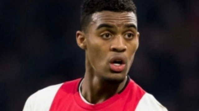 Ryan Gravenberch, centrocampista.