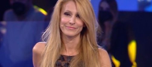 GFVip, Adriana Volpe punge Barù: 'Non fare il fenomeno'.