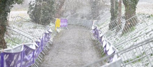 Il percorso del Giro delle Fiandre ricoperto di neve