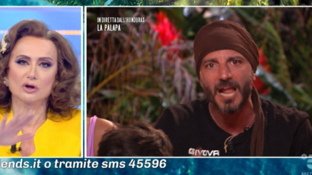 L'Isola, Vaporidis si rivolge a Luxuria con il genere maschile: 'Intanto dì cara Vladimir'.