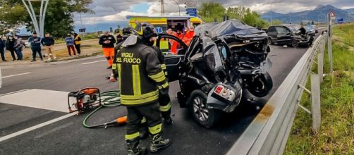 Calabria, incidente mortale sulla s.s.106: due vittime e un ferito.