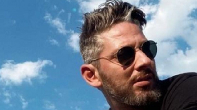 Edoardo Tavassi è un concorrente della sedicesima edizione de L'Isola dei famosi.