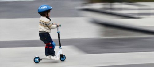 Los niños de dos años fueron custodiados por la Policía Nacional tras escaparse de una guardería en motos de juguete (Piqsels)