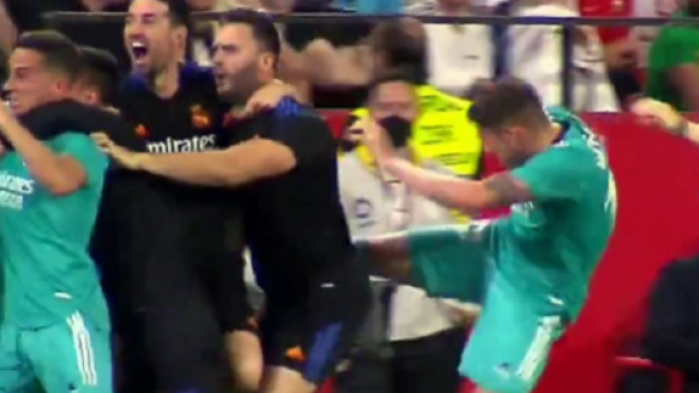 Real Madrid : Le coup de pied de Valverde &agrave; un membre du staff fait le buzz (capture YouTube)