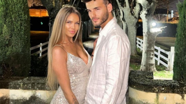 Simon Castaldi a-t-il trompé Adixia en boite de nuit ? Il lui ... - starmag.com