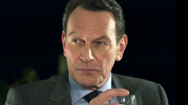 Un posto al sole, Roberto Ferri (Riccardo Polizzy Carbonelli).