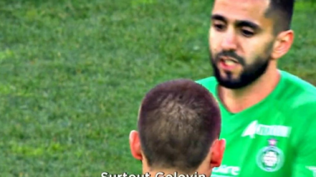L'échange avec les micros entre Boudebouz et l'arbitre de Saint Étienne-Monaco (capture Prime Video)