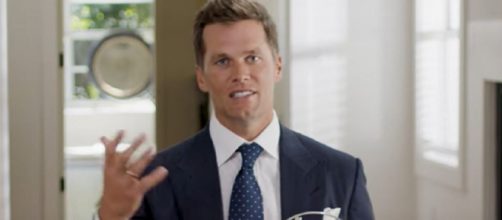 Brady delivers a speech after receiving the Laureus award (Image source: Laureus/YouTube)