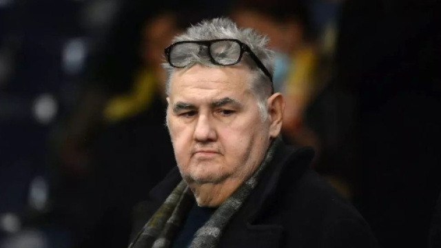 Pierre Ménès au plus mal et hospitalisé, les internautes inquiets (Ménès in 2021 ©Creative Commons)