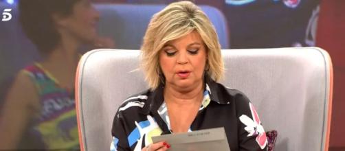 Terelu Campos leyó la carta ficticia de Mila Ximénez en 'Sálvame' (Captura de pantalla de Telecinco)
