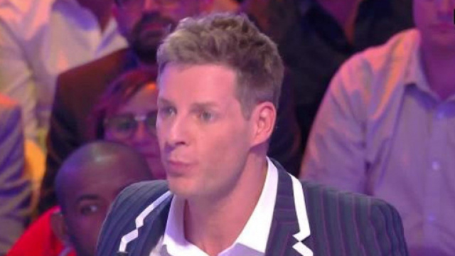 Matthieu Delormeau dans TPMP parle de Sloane. Source : capture d’écran C8.