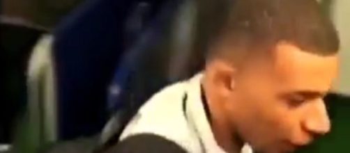 Kylian Mbappé agacé par un journaliste après une question sur son avenir (capture YouTube)