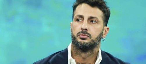 Milano, Fabrizio Corona denunciato per essere evaso dai domciliari | ilgiornale.it