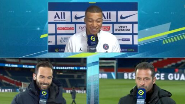 Kylian Mbappé hilare au moment de parler du record de Cavani. (crédit Twitter)