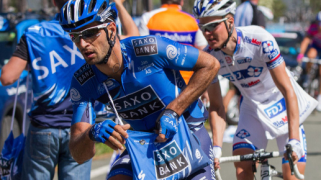 Ciclismo, alimentazione: 8000 kcal (pari a 26 hamburger) prima del Giro delle Fiandre.