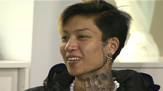 John Erik &egrave; un allievo ballerino della ventunesima edizione di Amici.