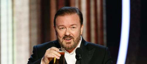 Ricky Gervais causa polêmica ao defender piada de Chris Rock sobre aparência de Jada Pinkett Smith (Foto: Arquivo Blastingnews)