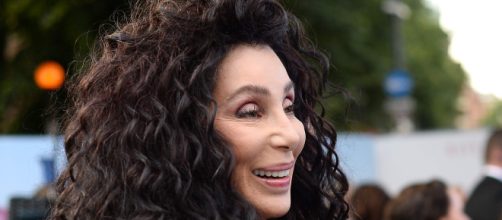 Cher é atriz e cantora. (Reprodução/Instagram)