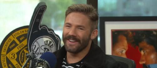 Brady and Edelman became close friends during their stint with Patriots (Image source: The Rich Eisen Show/YouTube)