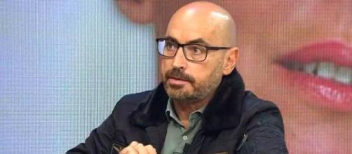 Diego Arrabal ha referido que los directivos de 'La Fábrica de la Tele' han pedido su despido de Telecinco (Captura de pantalla de Telecinco)
