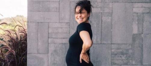 Fernanda Vasconcellos exibe barriga de gravidez (Reprodução/Instagram/@cassioreis)