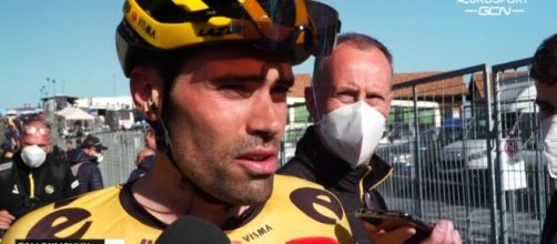 Tom Dumoulin all'arrivo sull'Etna.