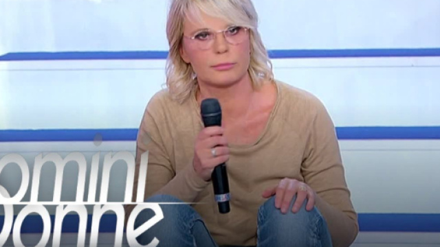 Uomini e Donne, finale di stagione previsto per il 27 maggio: ultime riprese in arrivo.
