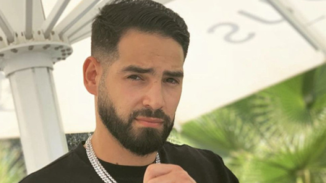 Hicham double H prend une décision radicale. Source : Instagram.