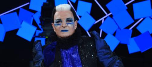 Eurovision 2022, Malgioglio gaffe su Chanel: ‘Discount di Jennifer Lopez’, poi si scusa.