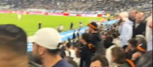 Des fans de l'OM quittent le Vélodrome après le but de Dembélé, la vidéo devient virale (capture YouTube)