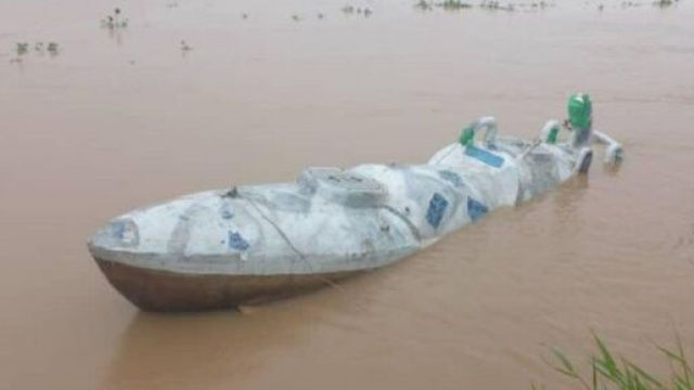 L'apparecchio &egrave; stato studiato per la navigazione fluviale.
