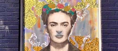Frida Kahlo by Mad One (Image source: wiredforlego/Flickr)